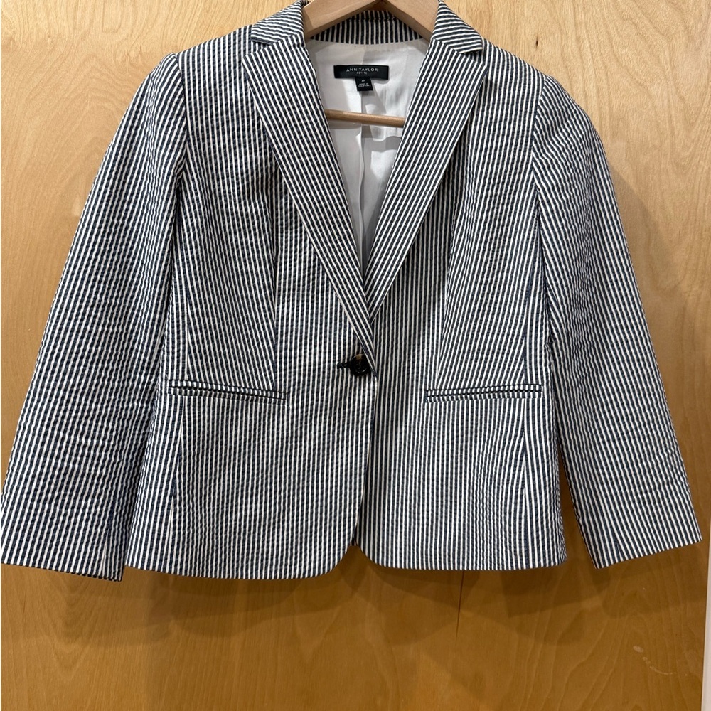 Ann Taylor Black and White Classic Cotton Blazer